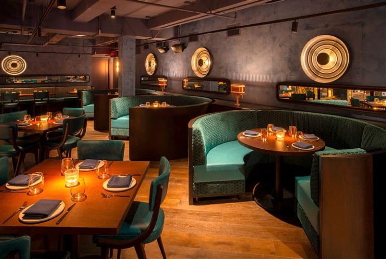 Aqua-Glamorous-Dining-Booths-1