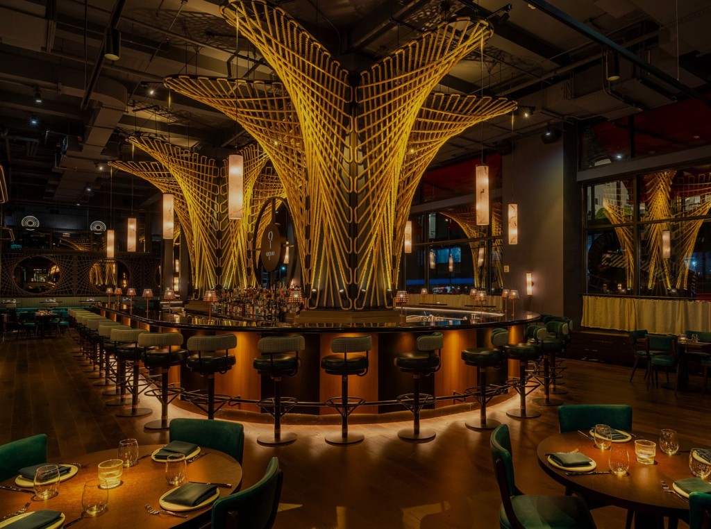 Aqua Roma interior
