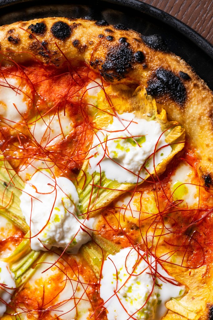 Aqua Roma pizza