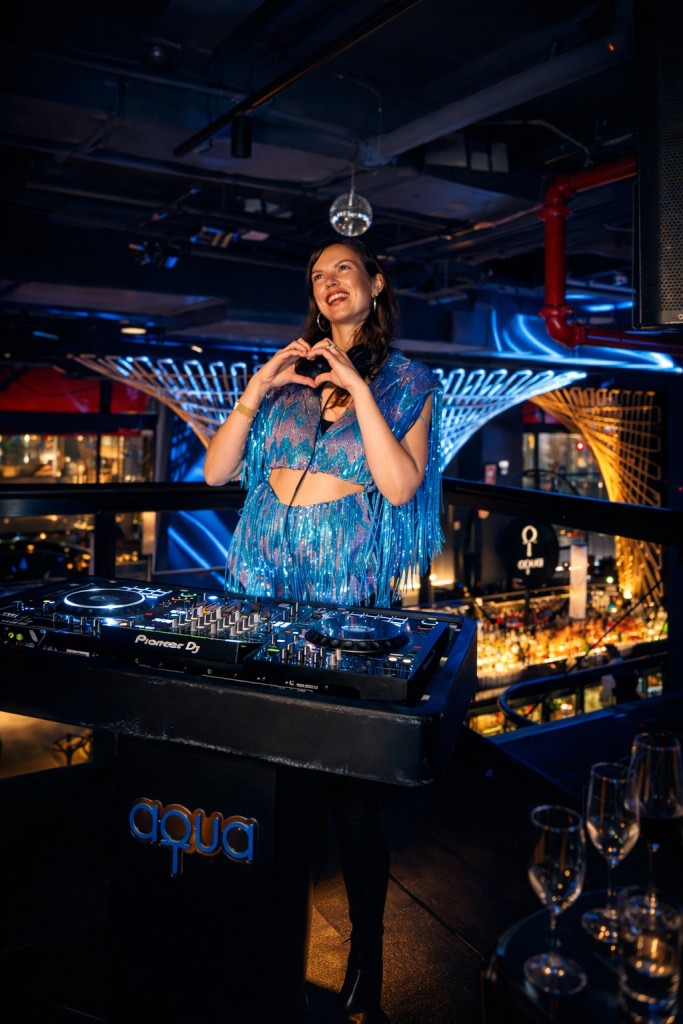Aqua DJ