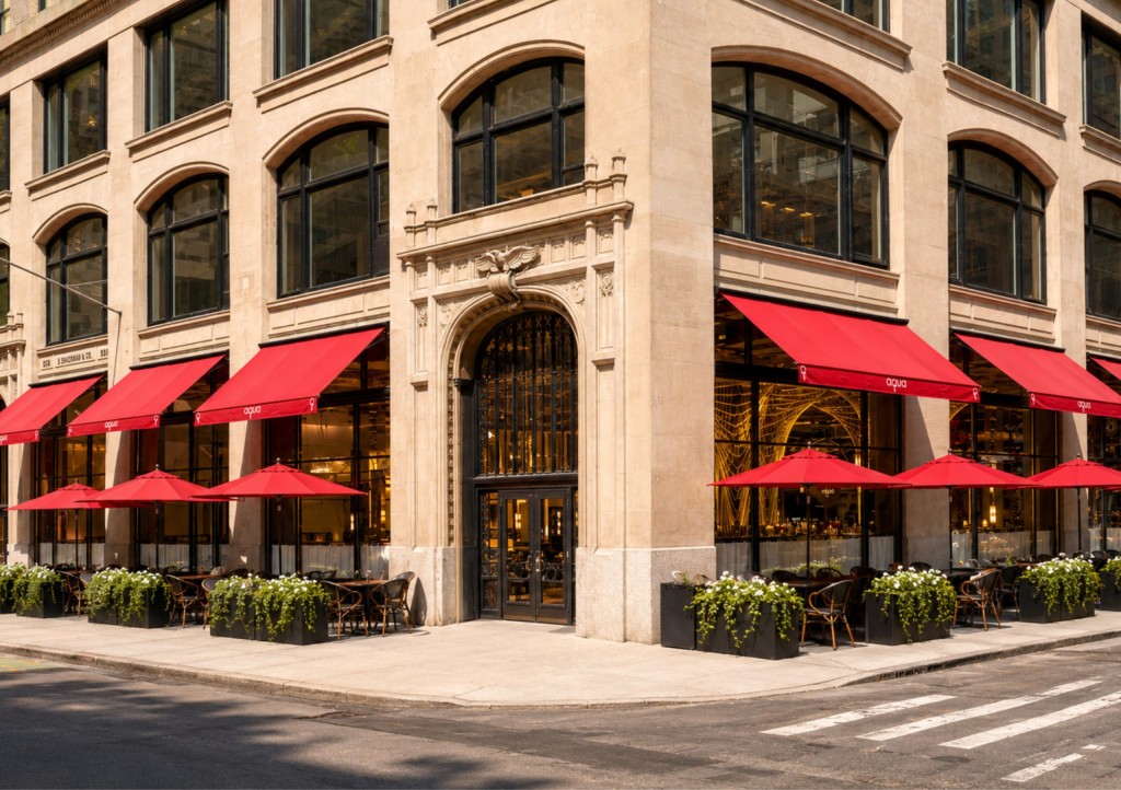 Outdoor dining NYC Aqua New York terrace Flatiron District 902 Broadway